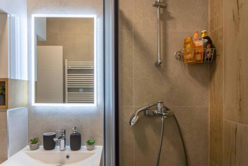 Flat4Us#Cozy#Freeparking#5People Apartment Zagreb Exterior foto